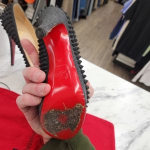 Christian Louboutin pumps 8.5 US 39 EU.